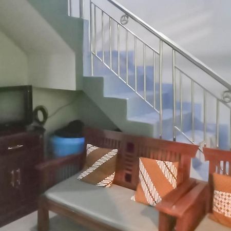 Triyoga Homestay Syariah Redpartner Sangkanurip Buitenkant foto