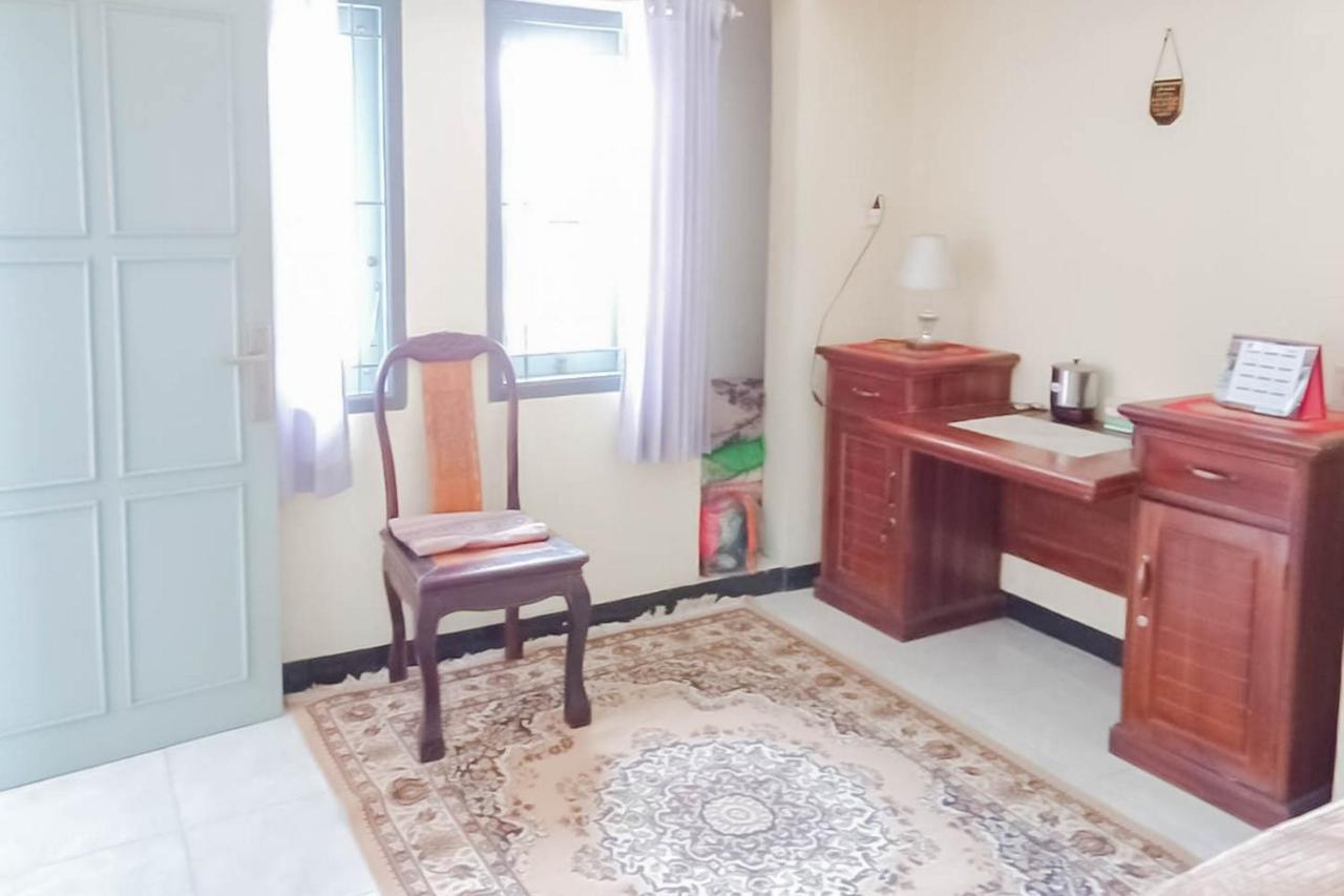 Triyoga Homestay Syariah Redpartner Sangkanurip Buitenkant foto
